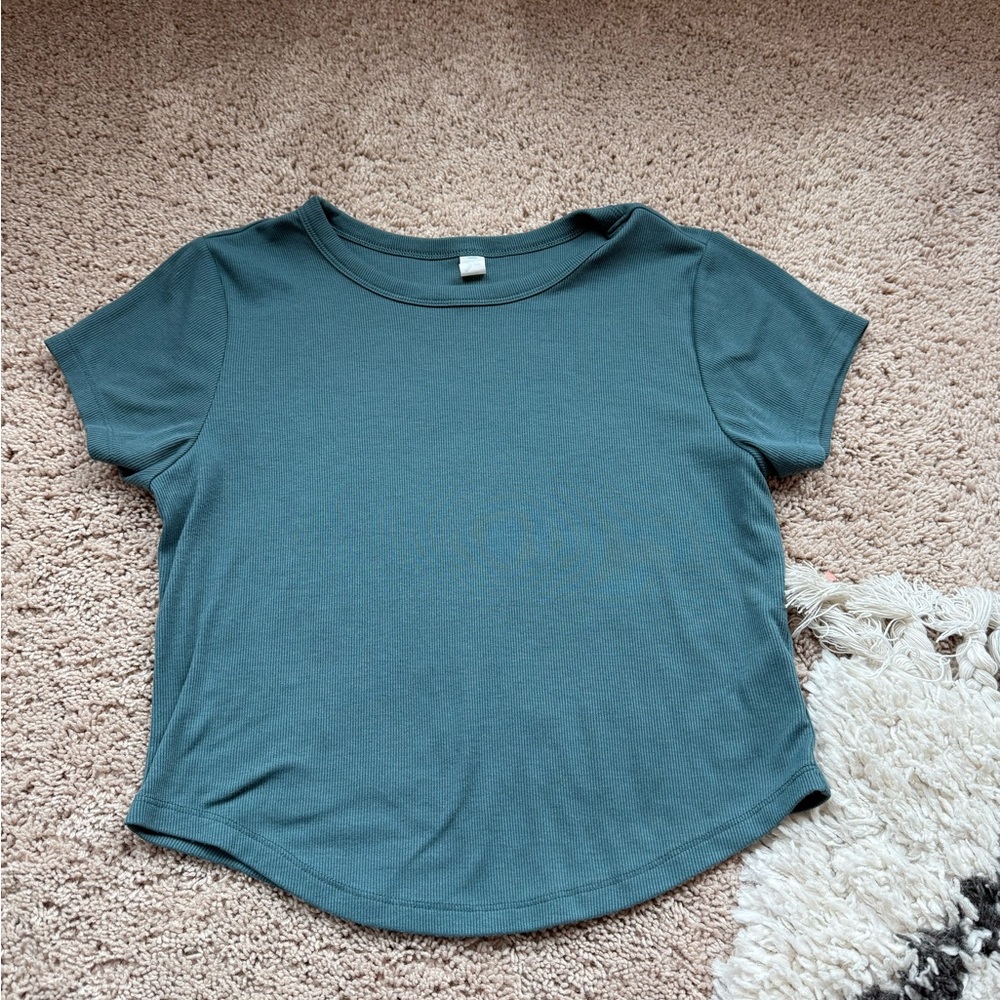 old navy crop top